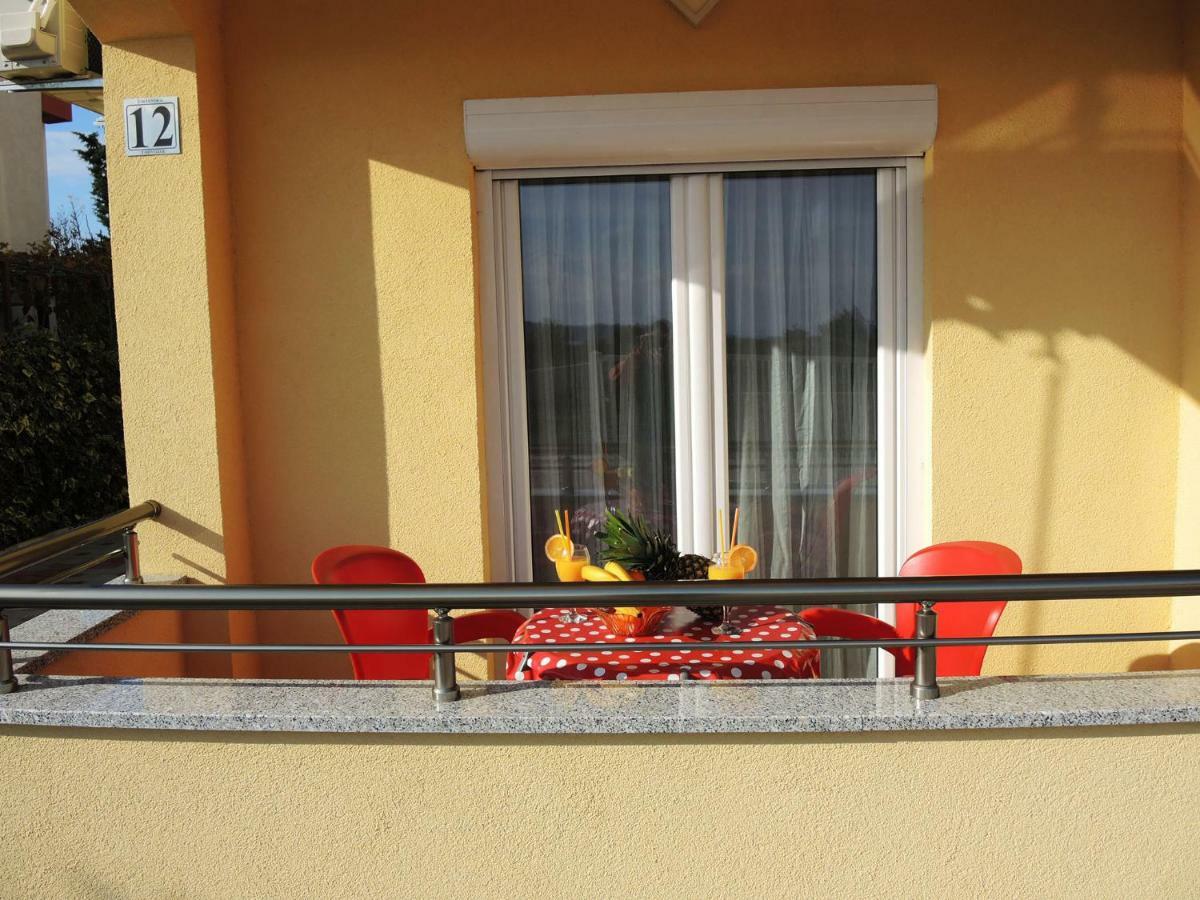 Iva Apartmani Tribalj Exteriör bild
