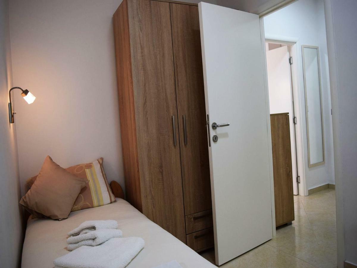 Iva Apartmani Tribalj Exteriör bild