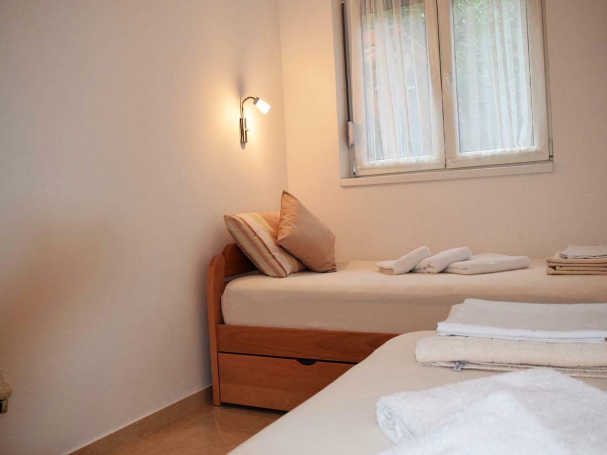 Iva Apartmani Tribalj Exteriör bild