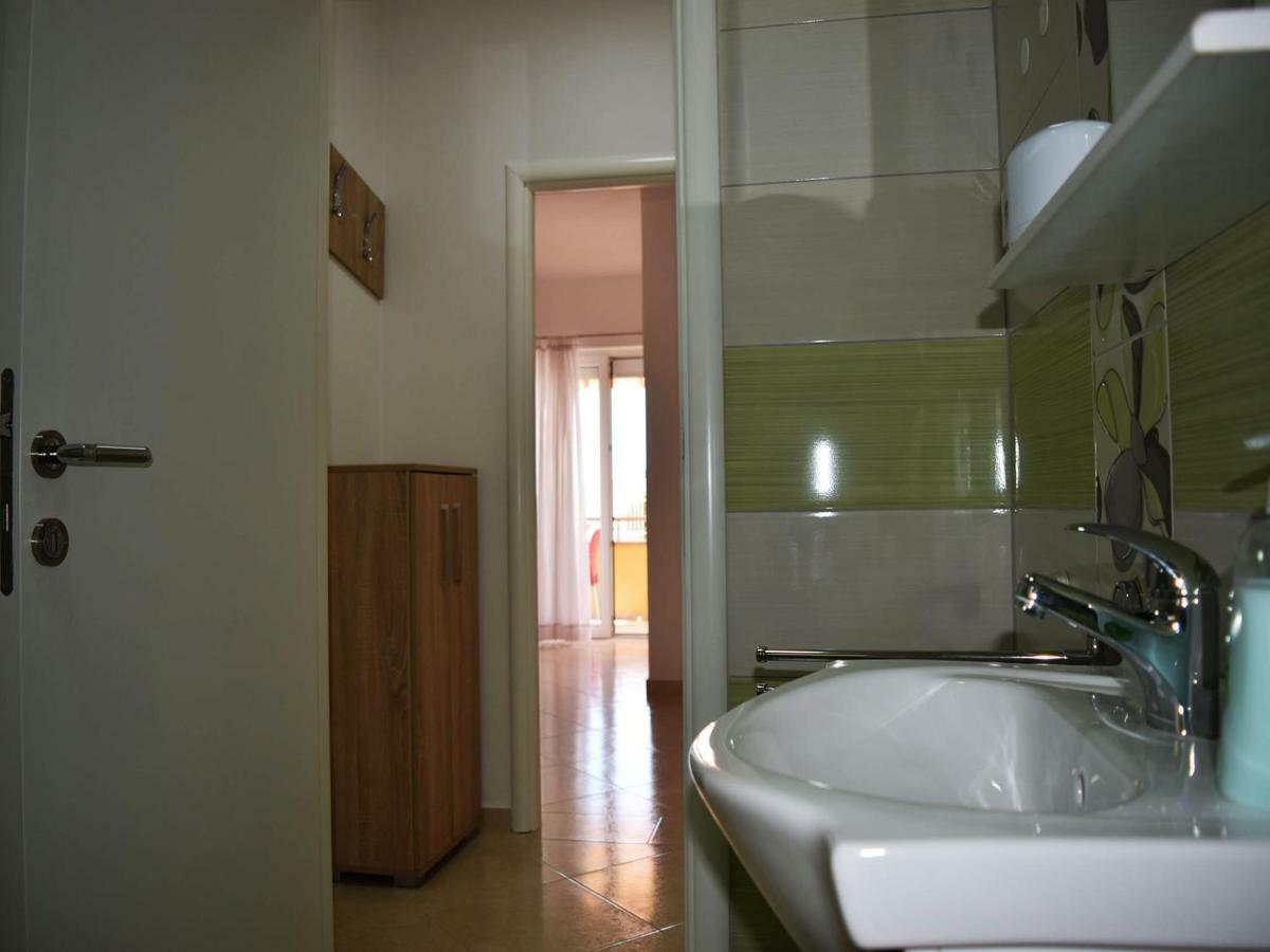 Iva Apartmani Tribalj Exteriör bild